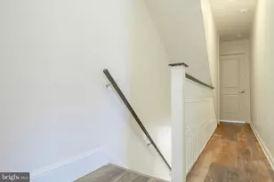 233 Park Ln, Hamilton Township, NJ 08609 - Photo 11