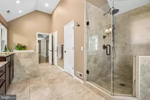 4 Pond View Ln, Titusville, NJ 08560 - Photo 31