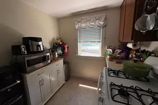 526 Pingree Ave, Trenton, NJ 08618 - Photo 15