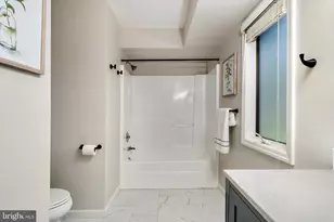 90 Hoover Ave, Lawrence Township, NJ 08648 - Photo 21