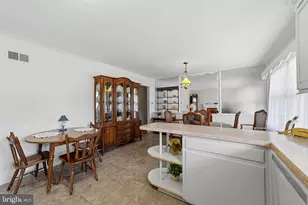 102 Glenview Dr, Lawrence, NJ 08648 - Photo 11