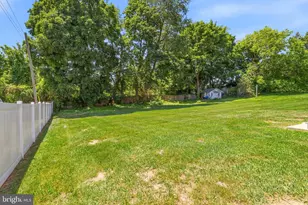 102 Glenview Dr, Lawrence, NJ 08648 - Photo 29