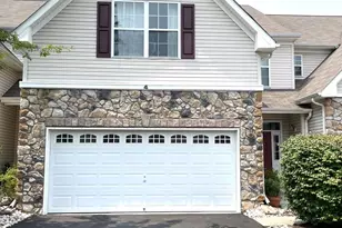 4 Blake Dr, Pennington, NJ 08534 - Photo 1