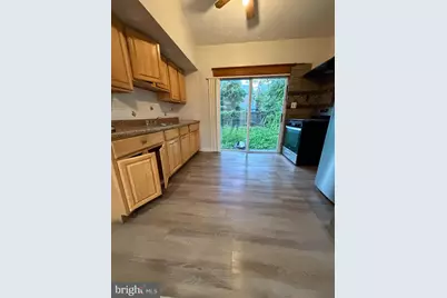 220 Virginia Avenue, Trenton, NJ 08610 - Photo 11