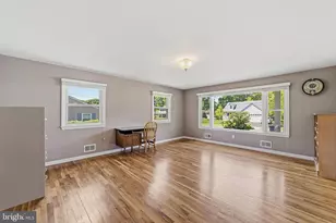 17 Brophy Dr, Ewing Township, NJ 08638 - Photo 11