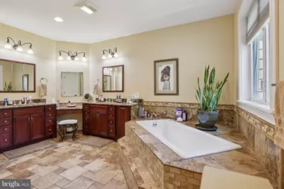 296 Sharon Road, Robbinsville Township, NJ 08691 - Photo 23
