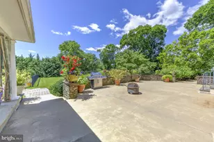 24 Meadow Ln, Pennington, NJ 08534 - Photo 49