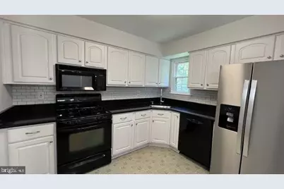 140 Wyndham Place, Trenton, NJ 08691 - Photo 9