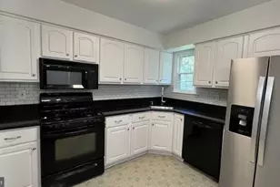 140 Wyndham Pl, Trenton, NJ 08691 - Photo 9