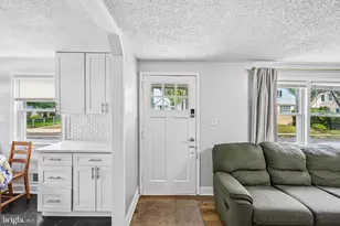 137 Edmund St, Hamilton Township, NJ 08610 - Photo 7
