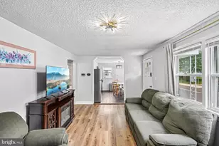 137 Edmund St, Hamilton Township, NJ 08610 - Photo 9