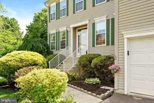 1 Warwick Pl, East Windsor Township, NJ 08520 - Photo 5