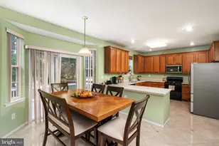 1 Warwick Pl, East Windsor Township, NJ 08520 - Photo 17