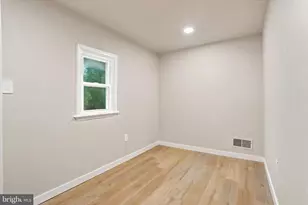 43 Wayne Ave, Trenton, NJ 08618 - Photo 13