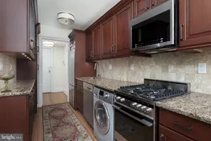 3 Palmer Sq W, Princeton, NJ 08542 - Photo 7
