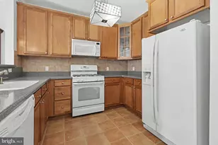 1306 Colts Cir, Lawrence, NJ 08648 - Photo 25