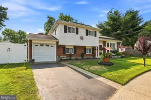 69 Lakeview, Hamilton Township, NJ 08620 - Photo 3