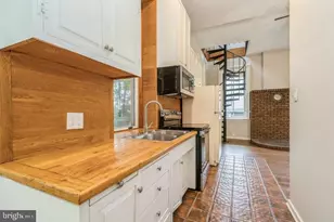 16 Railroad Pl, Pennington, NJ 08534 - Photo 5