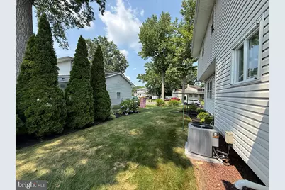 243 Trenton Avenue, Hamilton Township, NJ 08619 - Photo 31