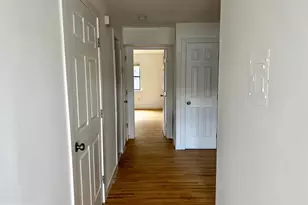 211 Silver Ct, Hamilton Township, NJ 08690 - Photo 3