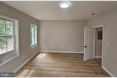 29 Marion Street, Trenton, NJ 08618 - Photo 25