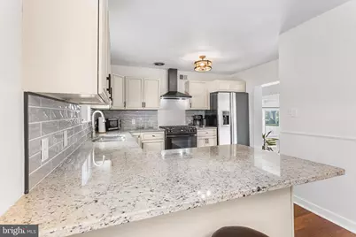 600 Maple, Ewing Township, NJ 08618 - Photo 9