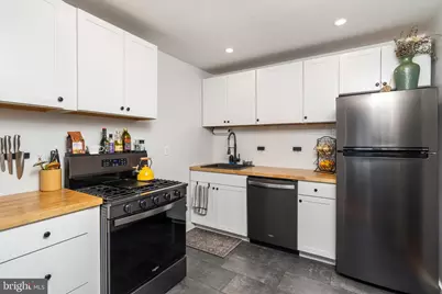 201 Moore Court, Pennington, NJ 08534 - Photo 9