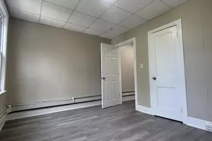 1408 Stuyvesant Ave, Trenton, NJ 08618 - Photo 11
