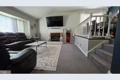 18 Peabody La, Hamilton Township, NJ 08619 - Photo 9