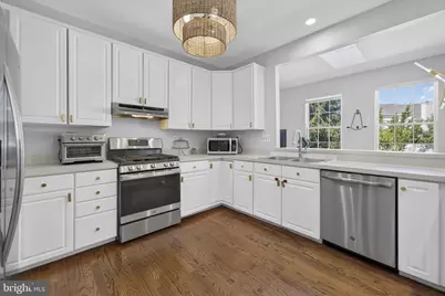 2 Stonehedge Drive, East Windsor Township, NJ 08520 - Photo 9