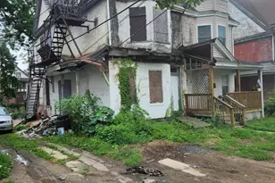 823 Carteret Ave, Trenton, NJ 08618 - Photo 3