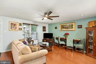 19 James Cubberly Ct, Hamilton Township, NJ 08610 - Photo 5