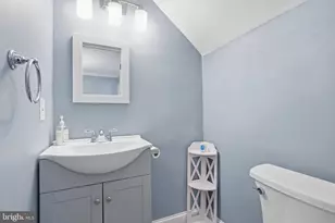 74 Teal Ct, Hightstown, NJ 08520 - Photo 11
