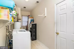 10 Hummingbird Dr, Hamilton Township, NJ 08690 - Photo 25
