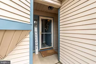 47 Goldenrod Ct, Hamilton Township, NJ 08690 - Photo 3