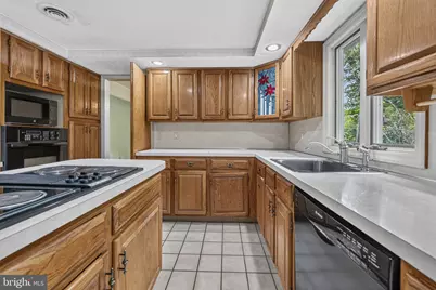 22 Forest, Ewing Township, NJ 08628 - Photo 3