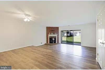 42 Oneill Ct, Lawrenceville, NJ 08648 - Photo 3