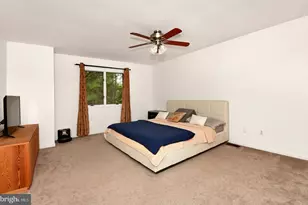 19 Exeter Ct, Princeton, NJ 08540 - Photo 11