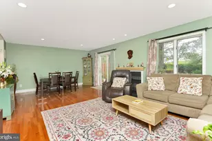 19 Exeter Ct, Princeton, NJ 08540 - Photo 5