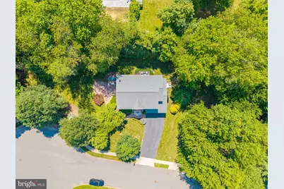 18 Loveland Court, East Windsor Township, NJ 08512 - Photo 3