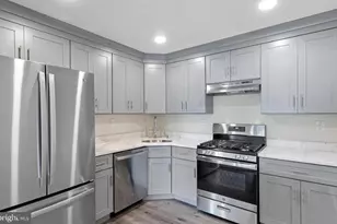 42 Mendrey Ct, Trenton, NJ 08648 - Photo 7