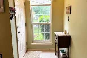 305 Amberleigh Dr, Pennington, NJ 08534 - Photo 3