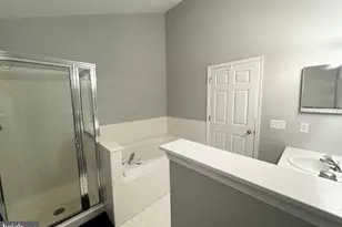 305 Amberleigh Dr, Pennington, NJ 08534 - Photo 17