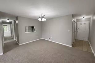 17 Barberry Ct, Lawrence Township, NJ 08648 - Photo 5