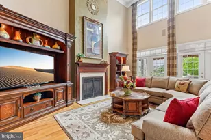1131 Lake Dr E, Robbinsville, NJ 08691 - Photo 13