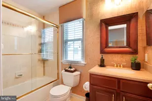 1131 Lake Dr E, Robbinsville, NJ 08691 - Photo 41