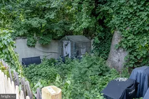 [Address not provided], Trenton, NJ 08618 - Photo 9