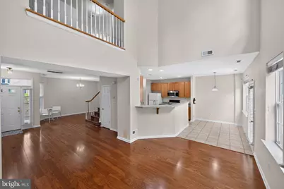 28 Sutton Court, Pennington, NJ 08534 - Photo 3