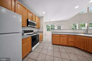 28 Sutton Ct, Pennington, NJ 08534 - Photo 11