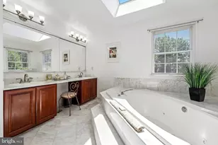 2 Norfolk Ct, Princeton Junction, NJ 08550 - Photo 27